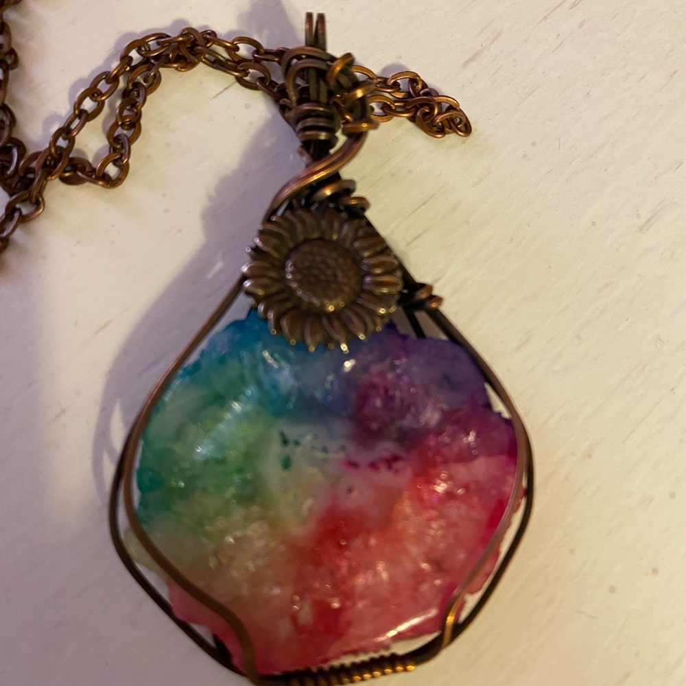 New hand wired beautiful necklace stone set in copper